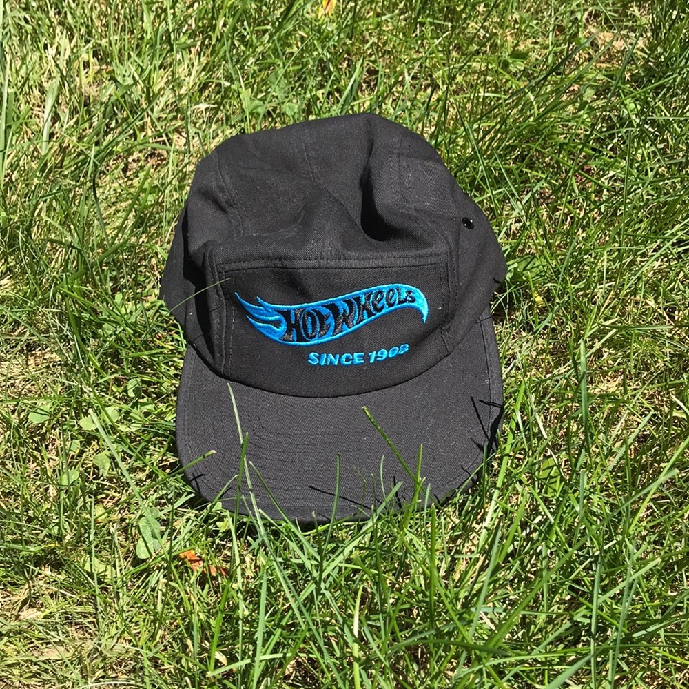 Hot Wheels Exclusive 5 Panel